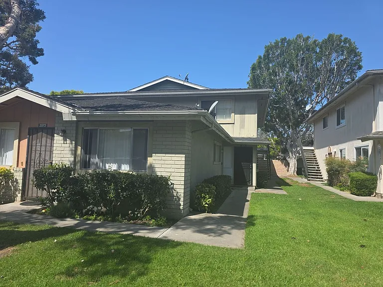 2577 Anchor Ave — Photo 3