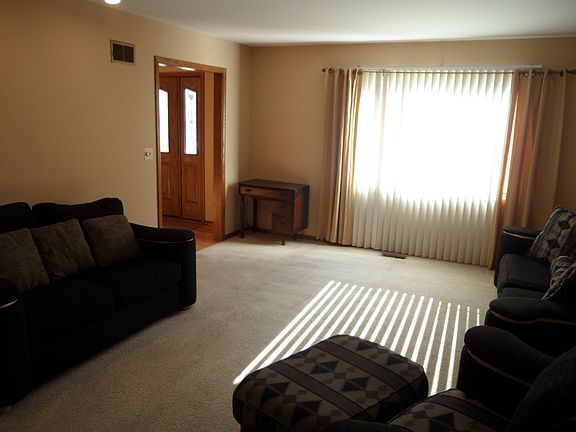4th image of 16736 S Anne Marie Dr