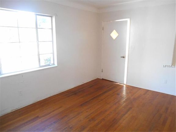 4th image of 2100 47th St N