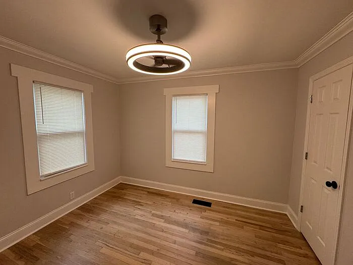 1511 Humes Ave NE — Photo 18