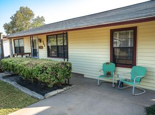 347 Bluebonnet Dr, Kerrville, TX 78028