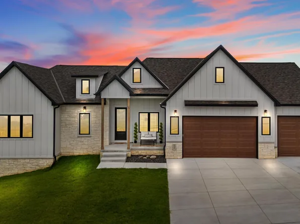 325 S Lakeview Way, Ashland, NE 68003