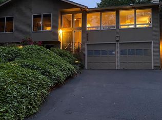 4448 Fox Hollow Rd, Eugene, OR 97405