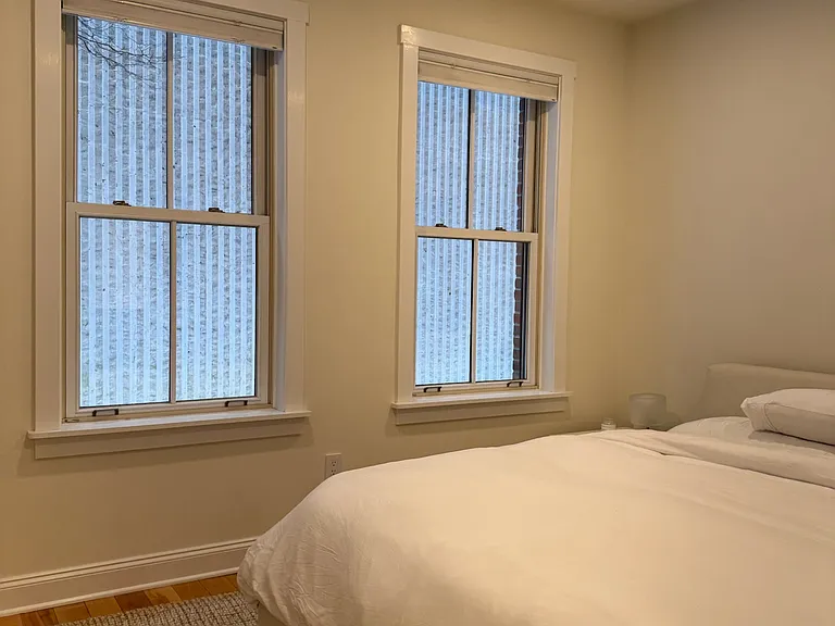 40 College St #207 — Photo 40