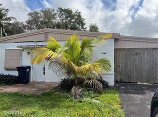 1640 NE 183rd St, Miami, FL 33162