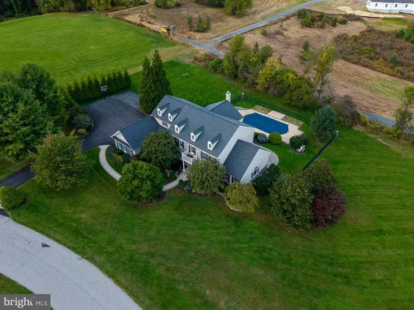 2304 Willow Vale Dr, Fallston, MD 21047