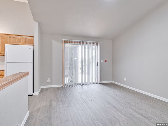 4th image of 3835 E River Dr #9