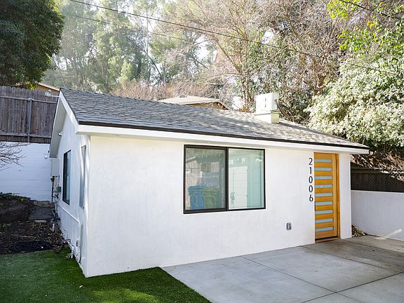 2nd image of 21006 Costanso St