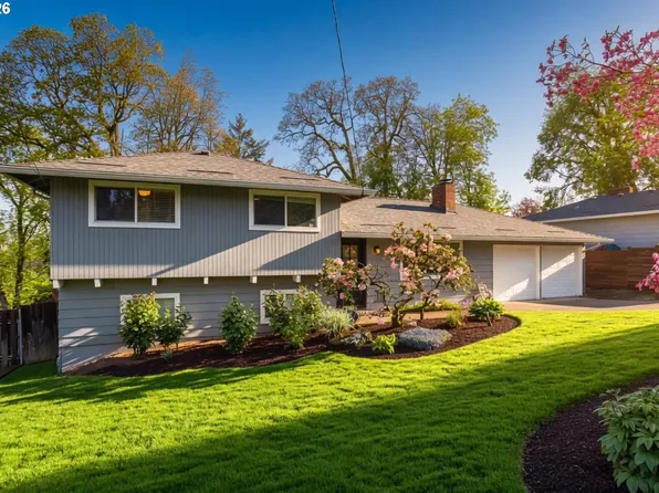 9165 SW 70th Ave, Tigard, OR 97223
