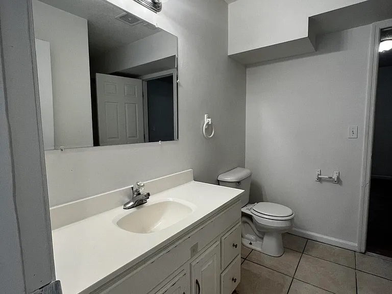 3720 Prices Ln — Photo 11