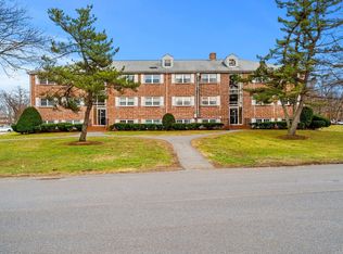23 Edgelawn Ave APT 3, North Andover, MA 01845