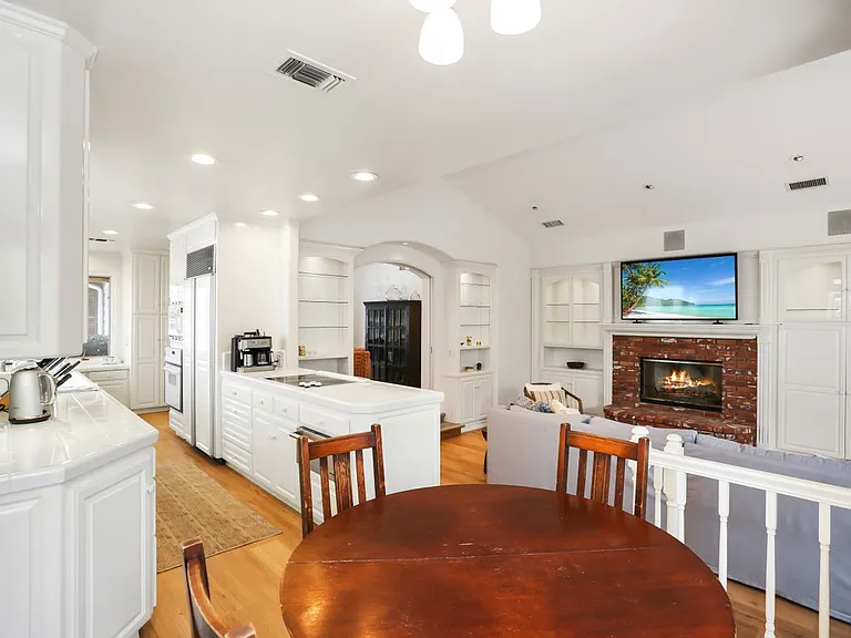 308 Orchid Ave — Photo 10