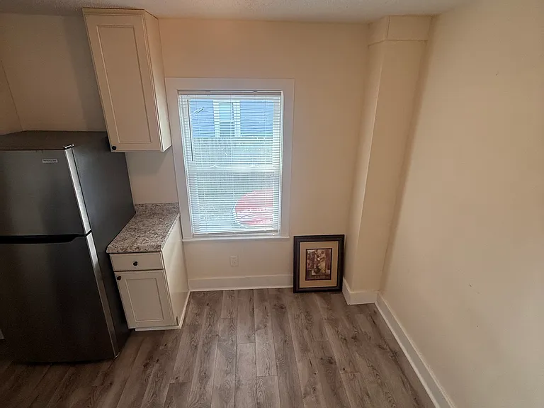 209 Highland Ave — Photo 24