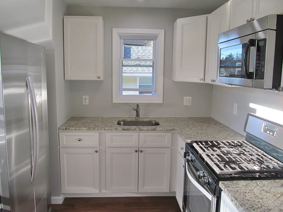 281 S Washington Ave #2
