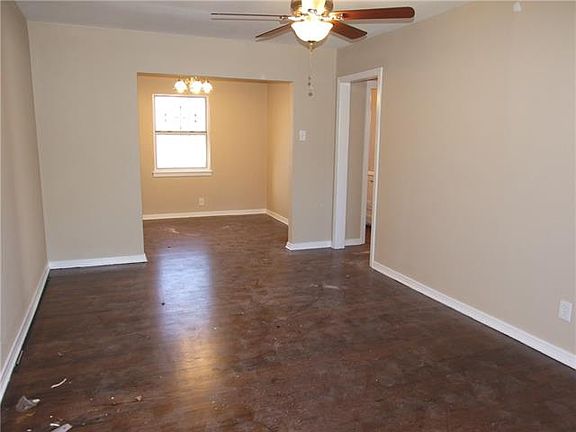 2nd image of 2967 Shadow Wood Dr