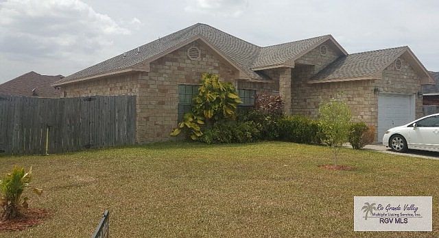 1st image of 600 Bougainvillea Dr