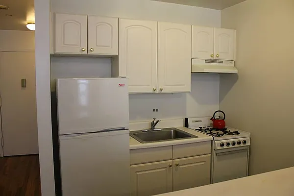 Rented by Town Residential | media 30