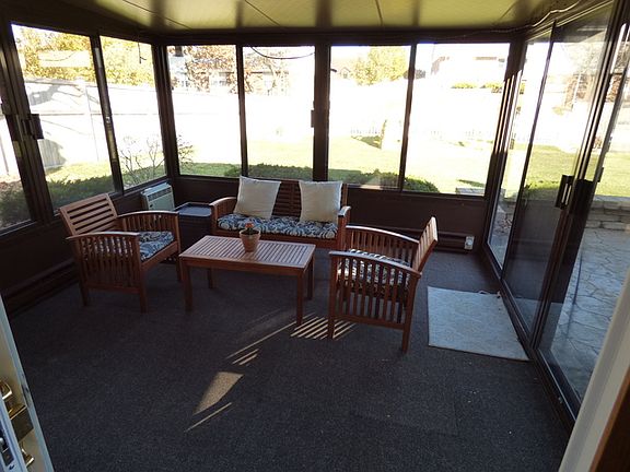 5th image of 9120 Sunrise Ln