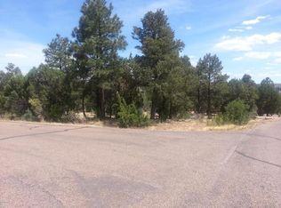 2227 Birdie Way, Overgaard, AZ 85933