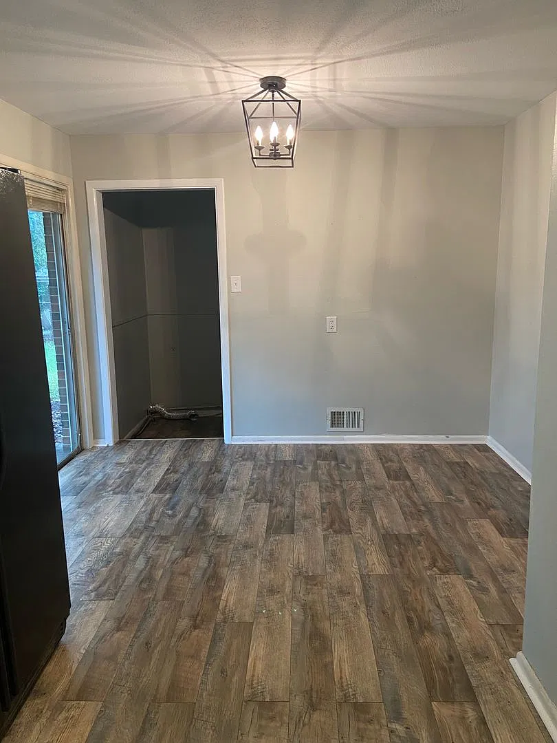 5305 Saks Road — Photo 4