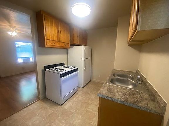4th image of 781 Apple Ave #A