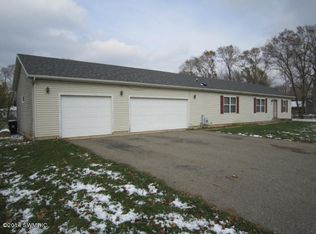 1110 Goguac St W, Springfield, MI 49015