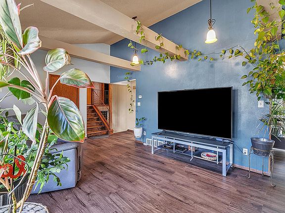 5th image of N269 Forest AVENUE