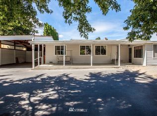 216 1/2 W Peters St, Wenatchee, WA 98801