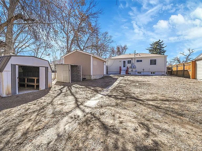 5635 Nebraska Way — Photo 31