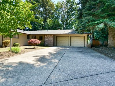 2262 NW Pinehurst Dr, McMinnville, OR, 97128