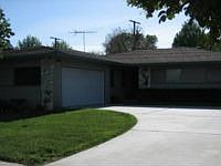1st image of 9201 Sophia Ave