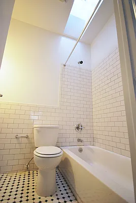 Rented by KYLM, LLC | media 26