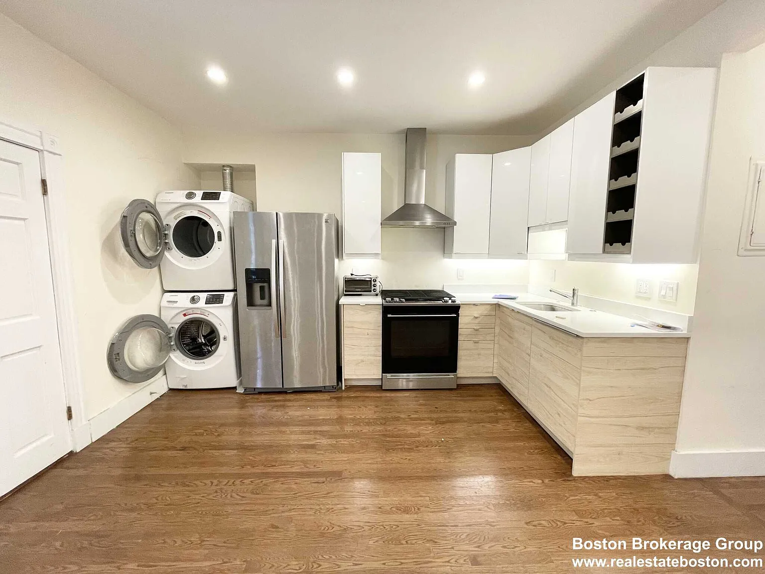 3 bed, $4,200 — Photo 4