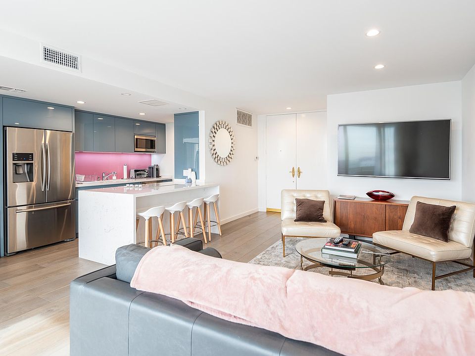 Modern and Stylish Condo