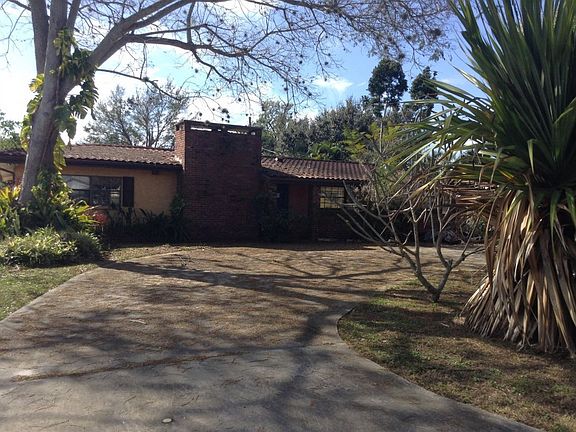 3rd image of 3302 52nd Avenue Dr W