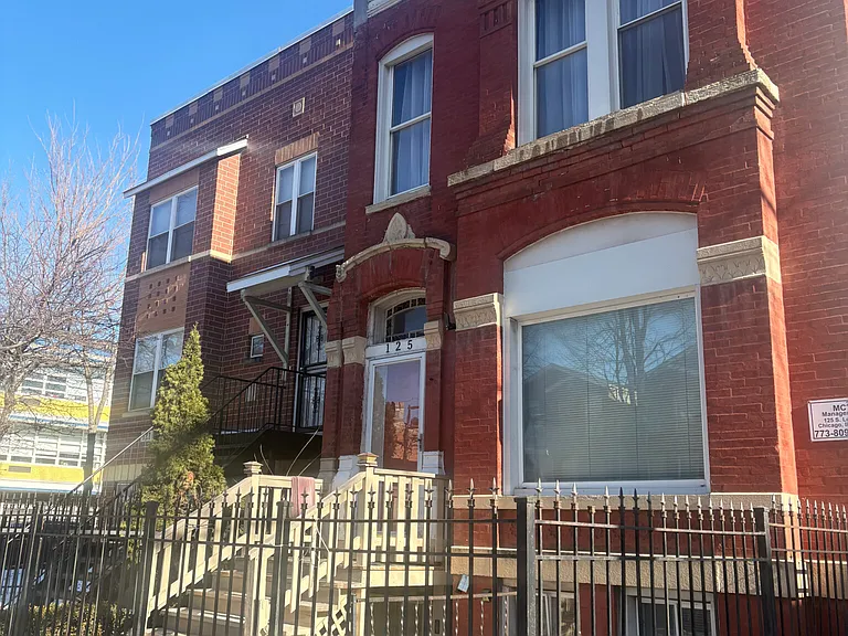125 S Leavitt St #B — Photo 11