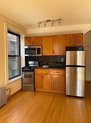 Rented by Waverly Realty Associates | media 23