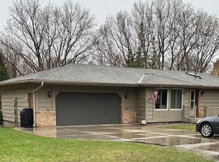 7782 Polaris Ln N, Maple Grove, MN 55311