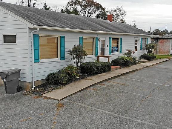 2nd image of 282 N Rehoboth Blvd