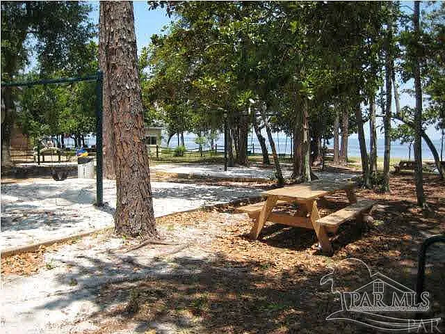 1455 Sanibel Ln — Photo 4