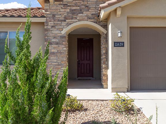 4th image of 11439 Manzano Vista Ave SE