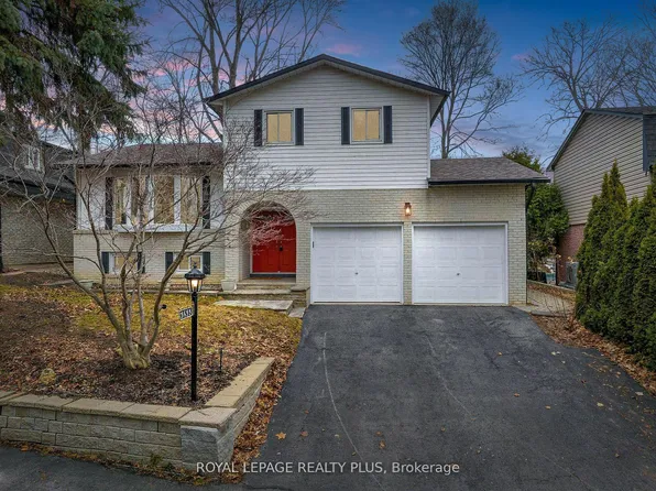 3655 Burnbrae Dr, Mississauga, ON L5C 2R6