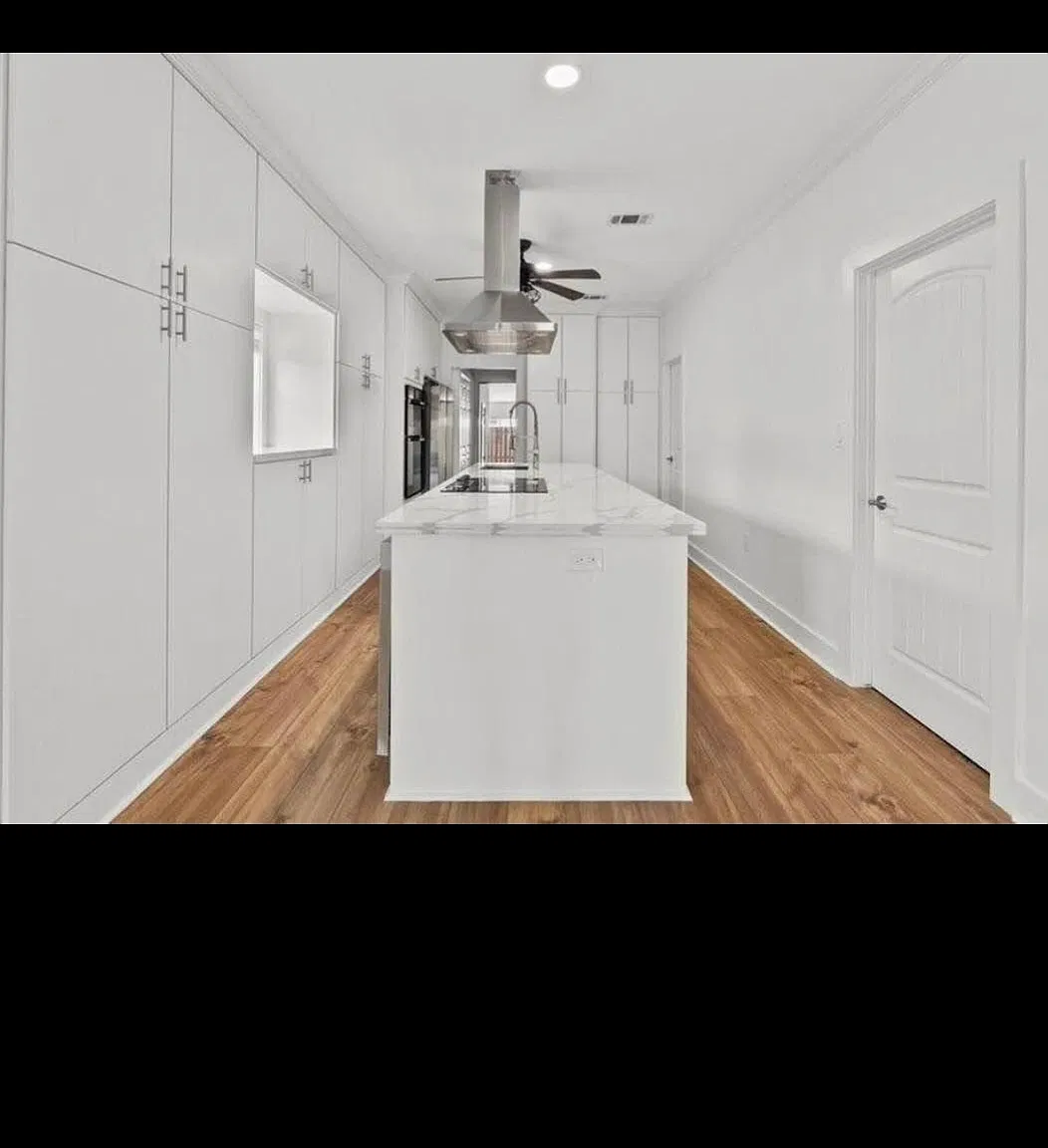 9 bed, 2016 sqft, $800 — Photo 3