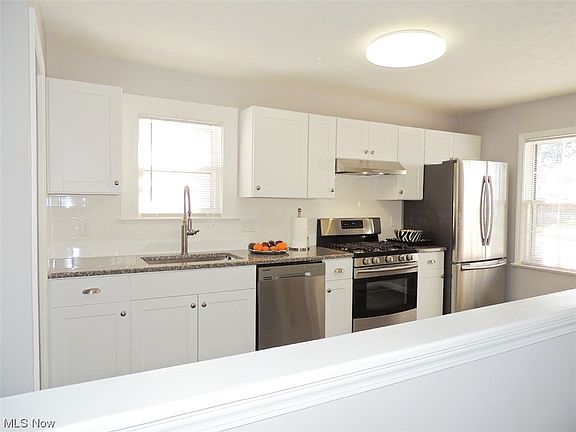 4th image of 33006 Willowick Dr