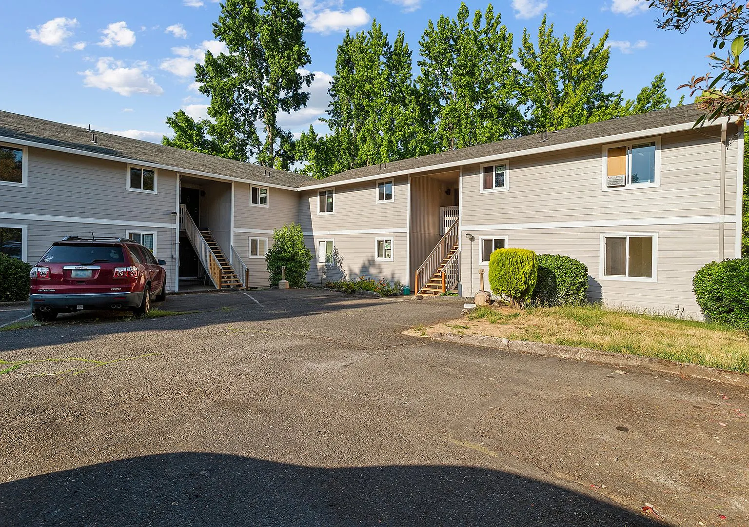 12180SW Calico — Photo 2