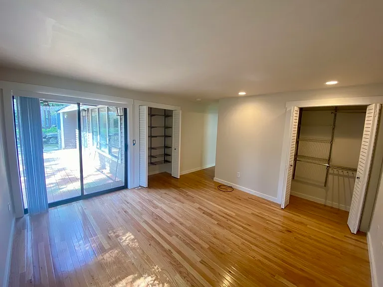 650 Jasmine Pl NW — Photo 14