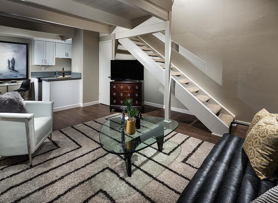 1st image of 740 S Western Ave #2-116