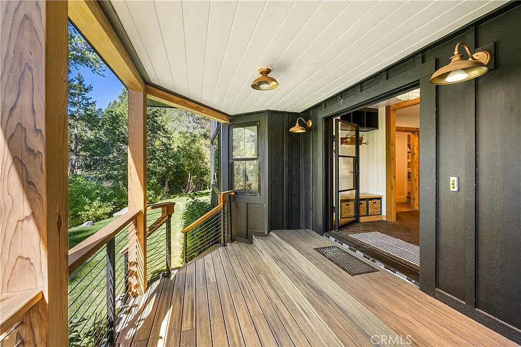 5 bed, 3548 sqft, $18,000 — Photo 2
