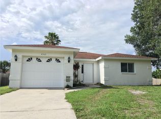 4563 Barton Dr, Sarasota, FL 34232