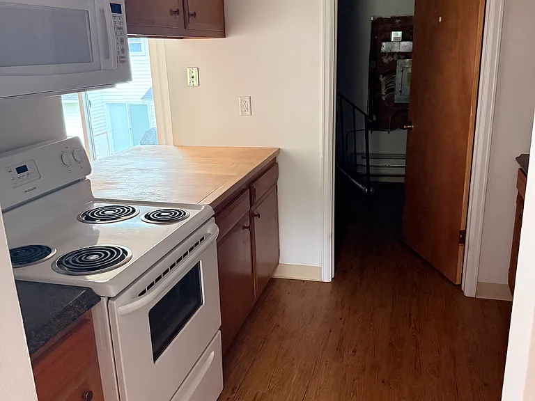 22 Clark St #22 — Photo 2